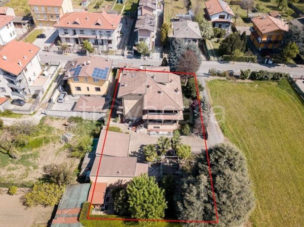 casa indipendente in vendita a Limbiate