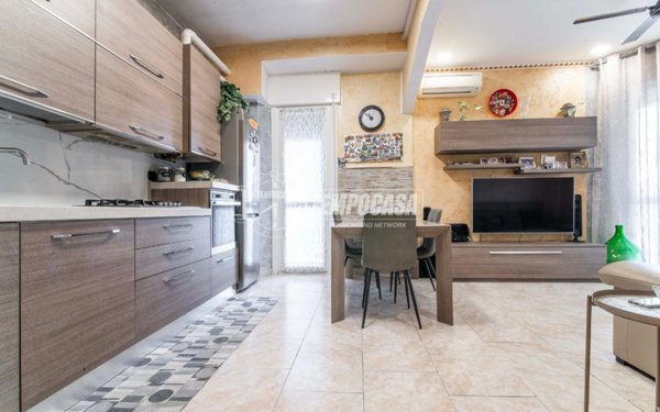 appartamento in vendita a Limbiate