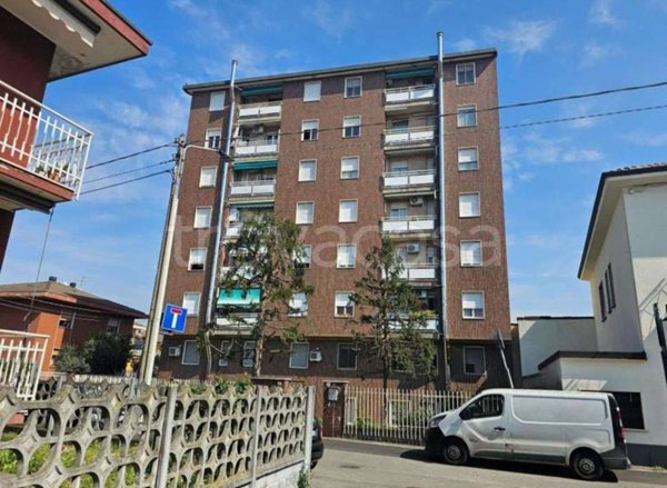 appartamento in vendita a Limbiate
