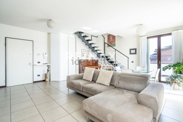 appartamento in vendita a Limbiate