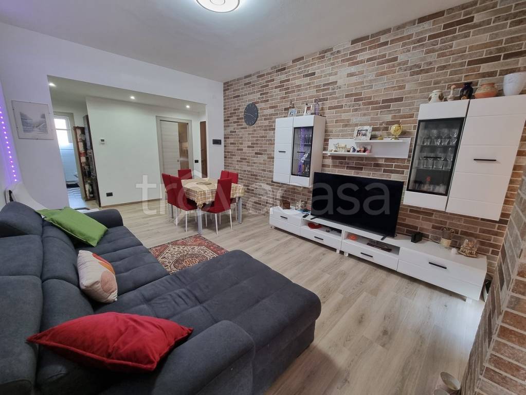 appartamento in vendita a Limbiate