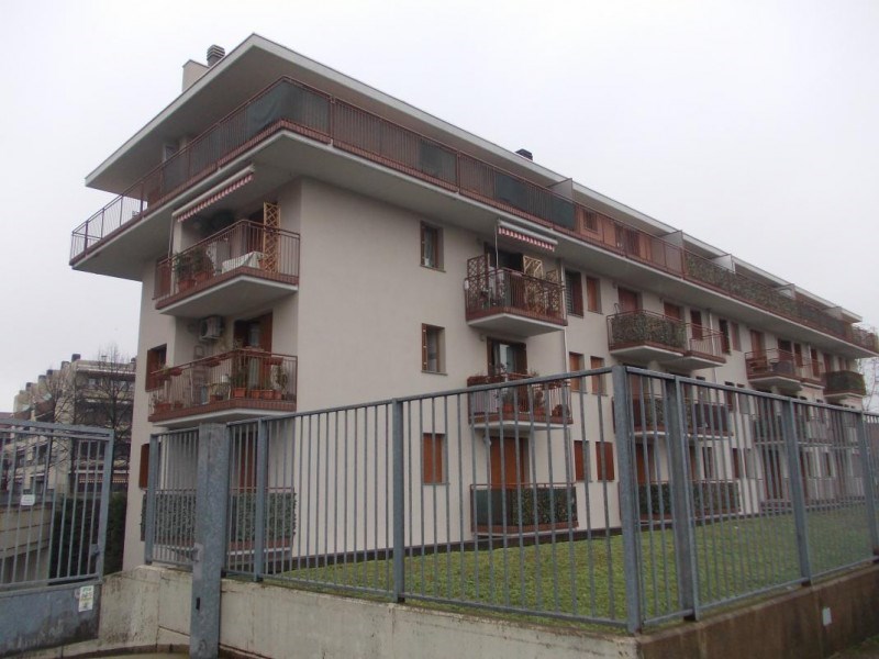appartamento in vendita a Limbiate