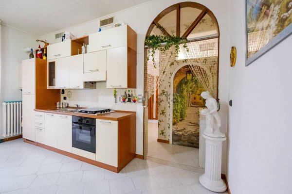 appartamento in vendita a Limbiate