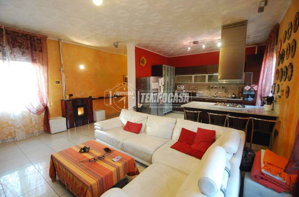 appartamento in vendita a Limbiate