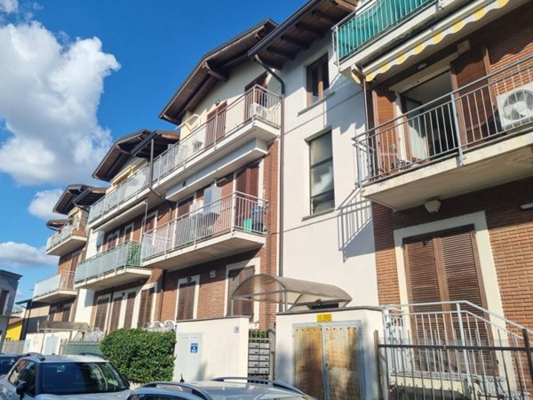 appartamento in vendita a Limbiate