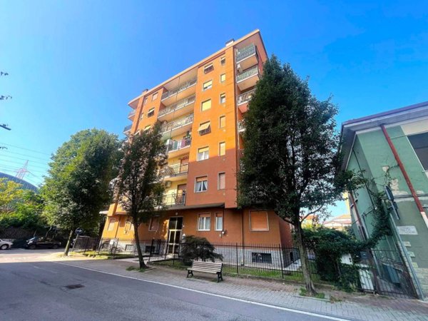 appartamento in vendita a Limbiate
