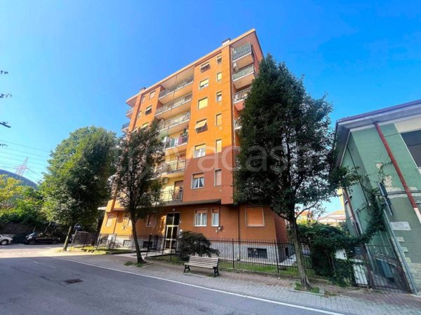 appartamento in vendita a Limbiate