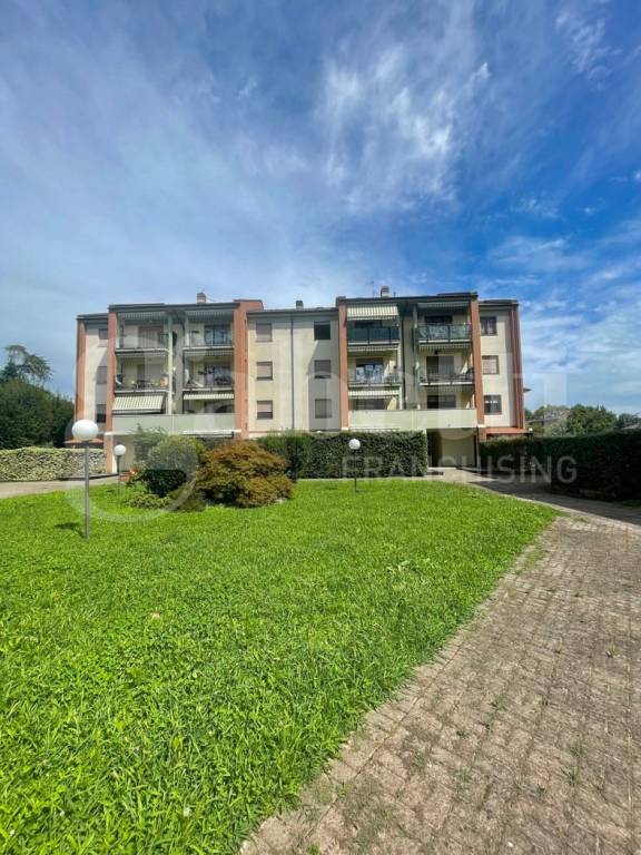 appartamento in vendita a Limbiate