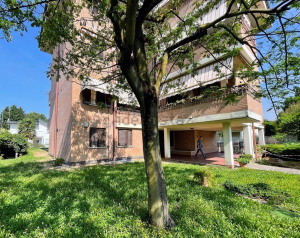 appartamento in vendita a Limbiate