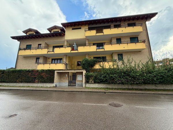 appartamento in vendita a Limbiate