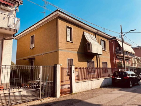 appartamento in vendita a Limbiate
