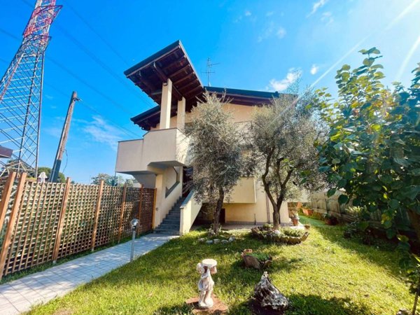 appartamento in vendita a Limbiate