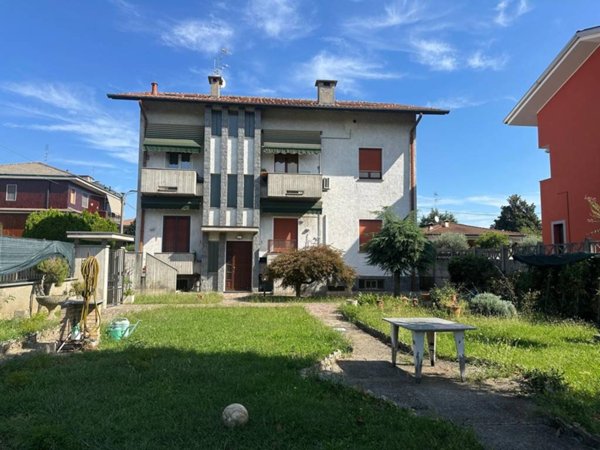 appartamento in vendita a Limbiate