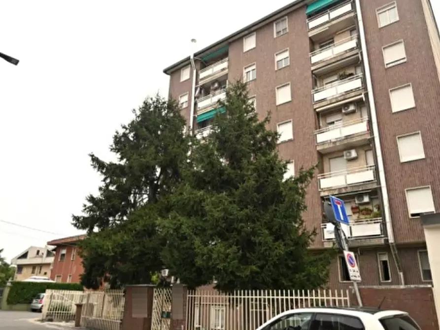 appartamento in vendita a Limbiate