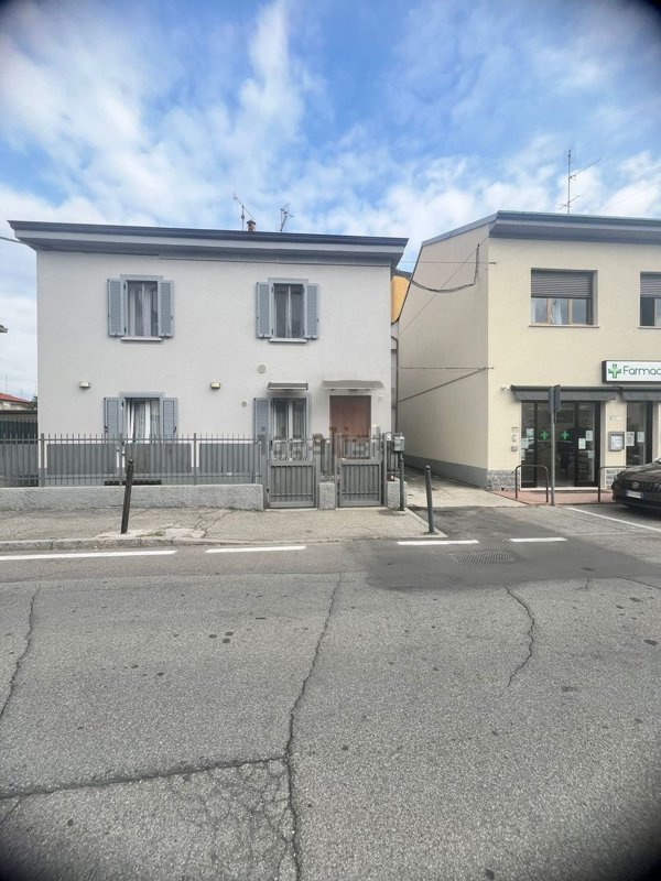appartamento in vendita a Limbiate