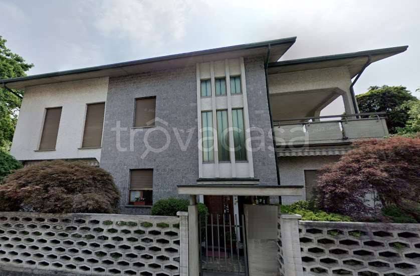 appartamento in vendita a Limbiate