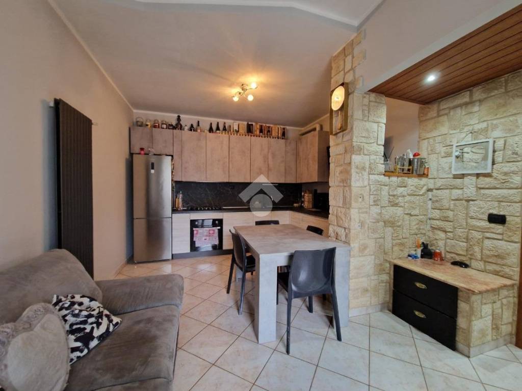 appartamento in vendita a Limbiate