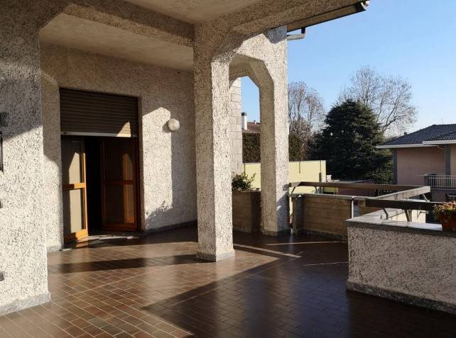 appartamento in vendita a Limbiate