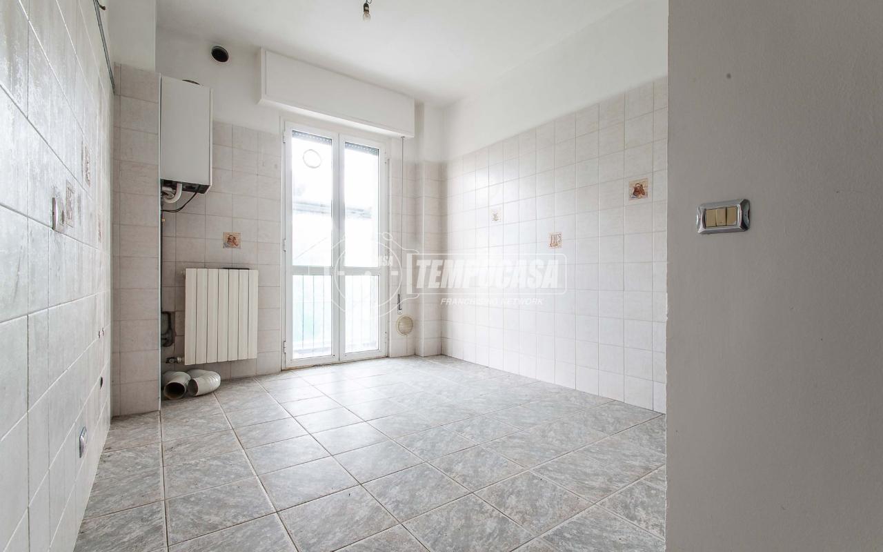 appartamento in vendita a Limbiate