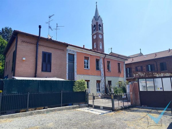 casa indipendente in vendita a Limbiate