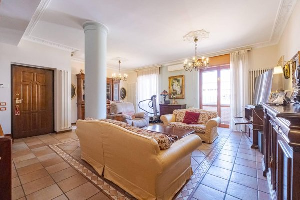 casa indipendente in vendita a Limbiate