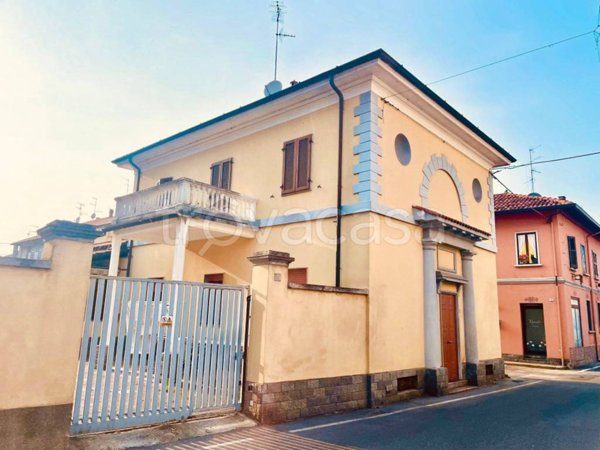casa indipendente in vendita a Limbiate