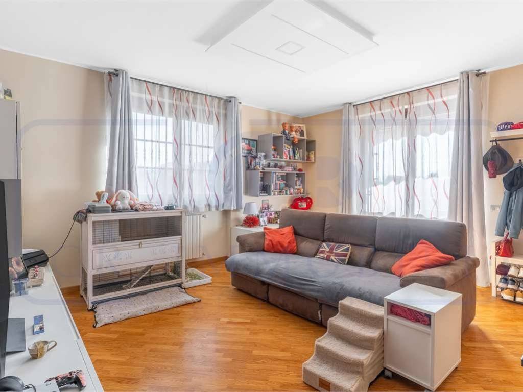 appartamento in vendita a Limbiate