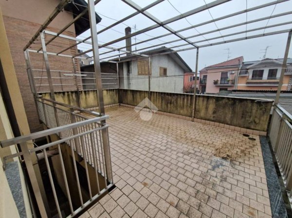 casa indipendente in vendita a Limbiate