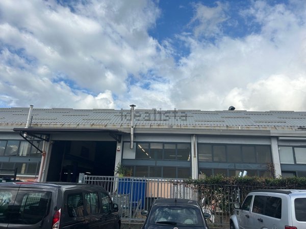 ufficio in vendita a Limbiate