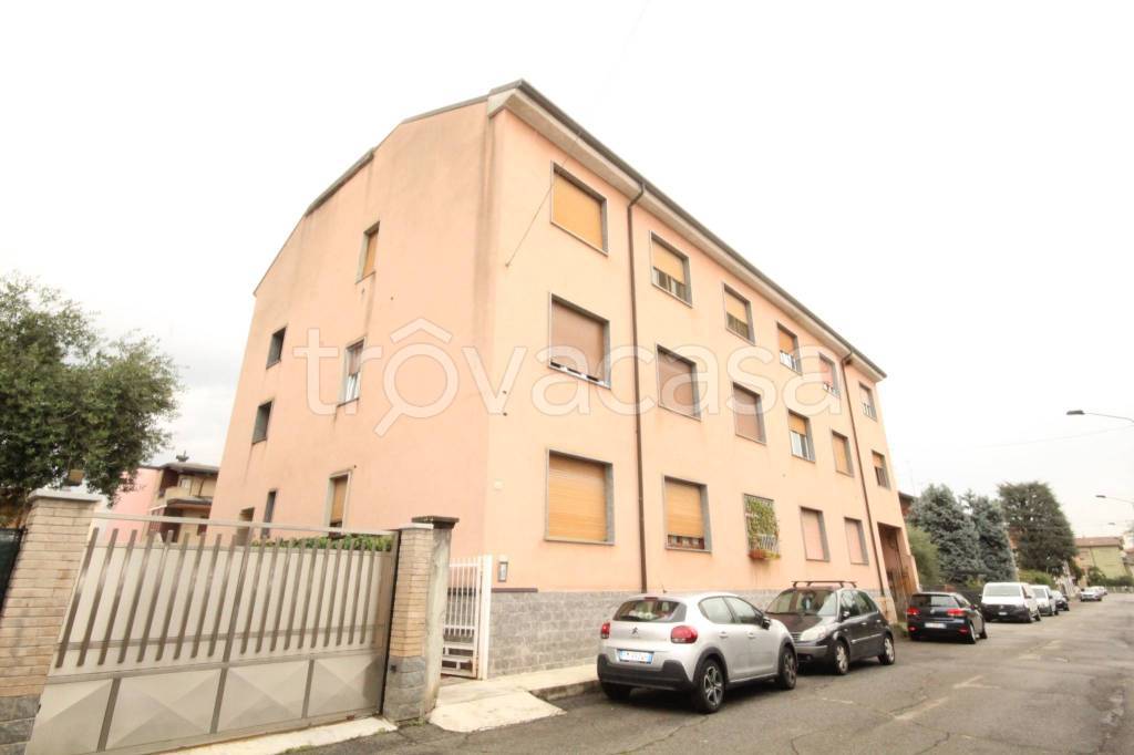 appartamento in vendita a Limbiate