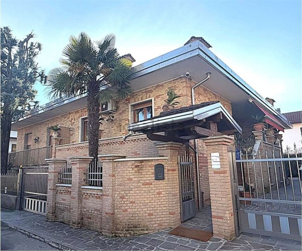 appartamento in vendita a Limbiate