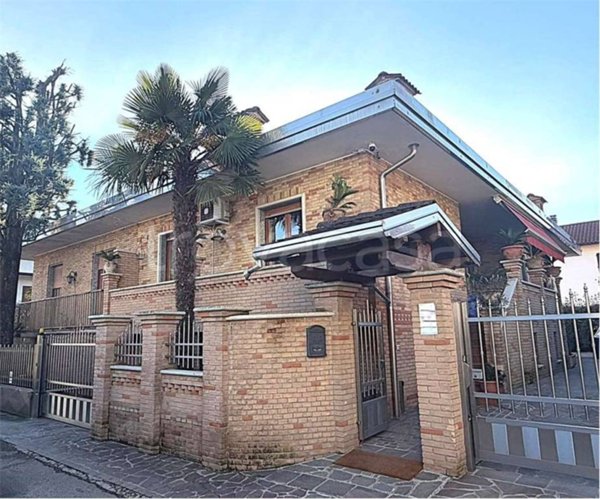 appartamento in vendita a Limbiate