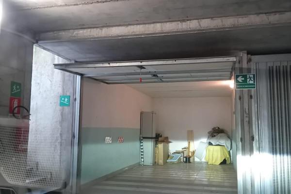 negozio in vendita a Limbiate