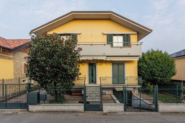 appartamento in vendita a Limbiate