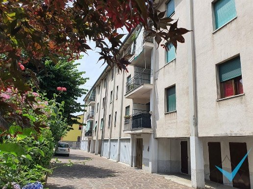appartamento in vendita a Limbiate