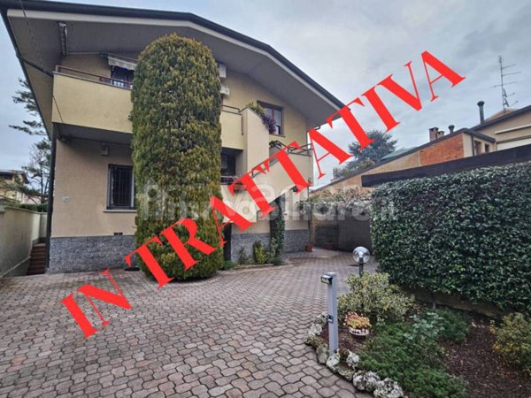 casa indipendente in vendita a Limbiate