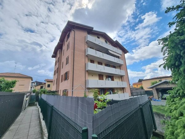 appartamento in vendita a Limbiate