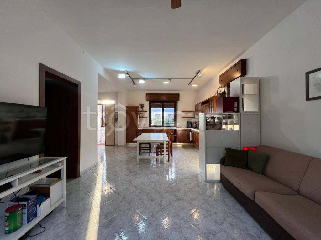 casa indipendente in vendita a Limbiate