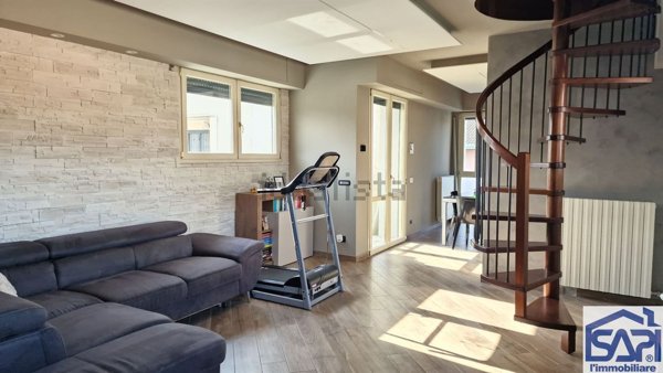 casa indipendente in vendita a Limbiate