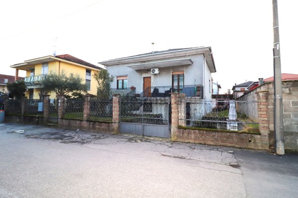 appartamento in vendita a Limbiate