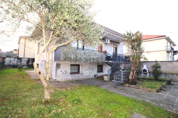 appartamento in vendita a Limbiate