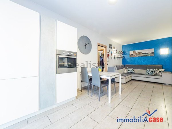 appartamento in vendita a Limbiate