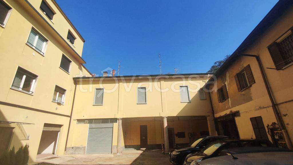 appartamento in vendita a Limbiate