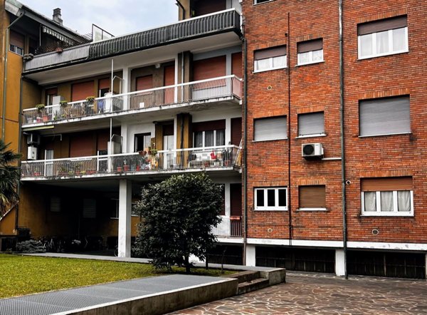 appartamento in vendita a Limbiate