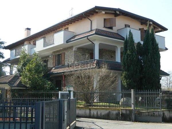 appartamento in vendita a Limbiate