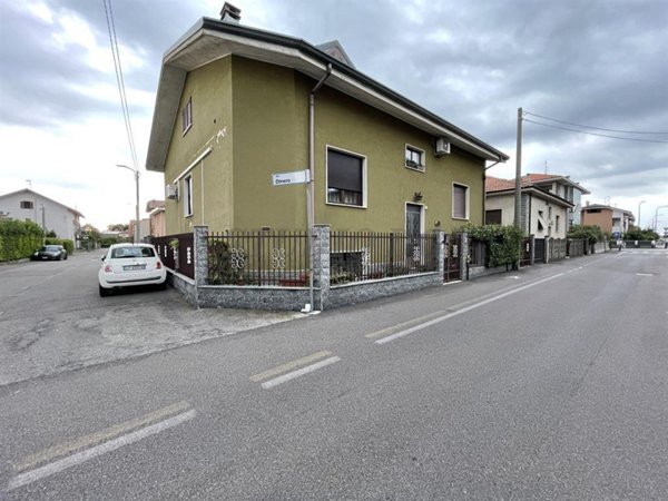 appartamento in vendita a Limbiate