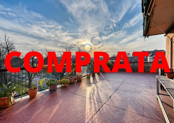 appartamento in vendita a Limbiate in zona Mombello