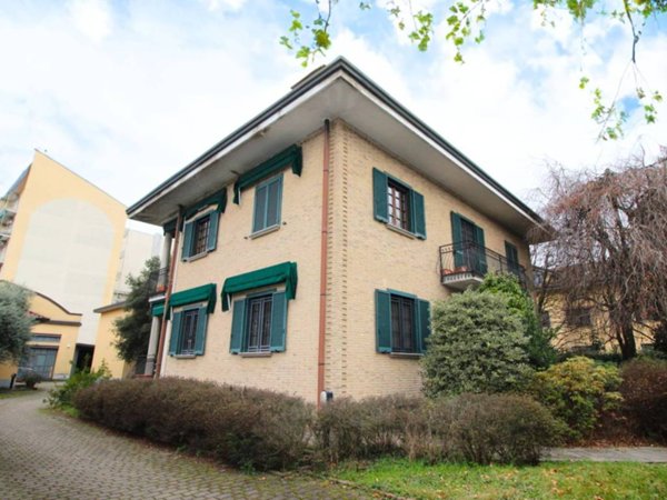 casa indipendente in vendita a Limbiate