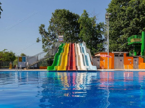 negozio in vendita a Limbiate