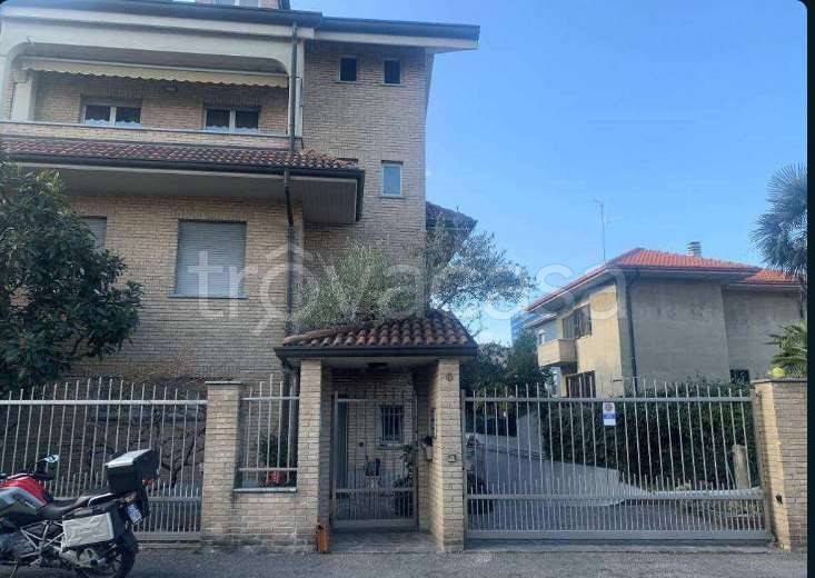 appartamento in vendita a Limbiate